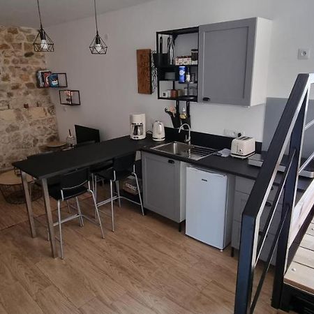 Appartement Chaleureux En Ardeche La Roche-de-Glun Екстер'єр фото