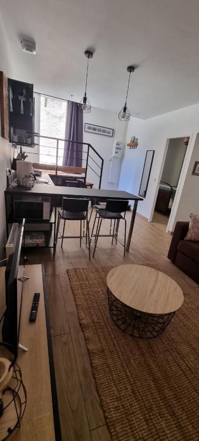 Appartement Chaleureux En Ardeche La Roche-de-Glun Екстер'єр фото