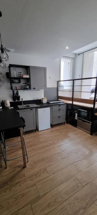 Appartement Chaleureux En Ardeche La Roche-de-Glun Екстер'єр фото